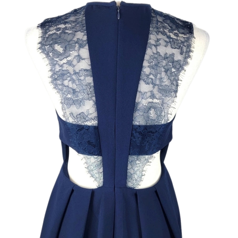 BCBGeneration navy blue lace Sleeveless cutout dress 6 - Picture 3 of 10